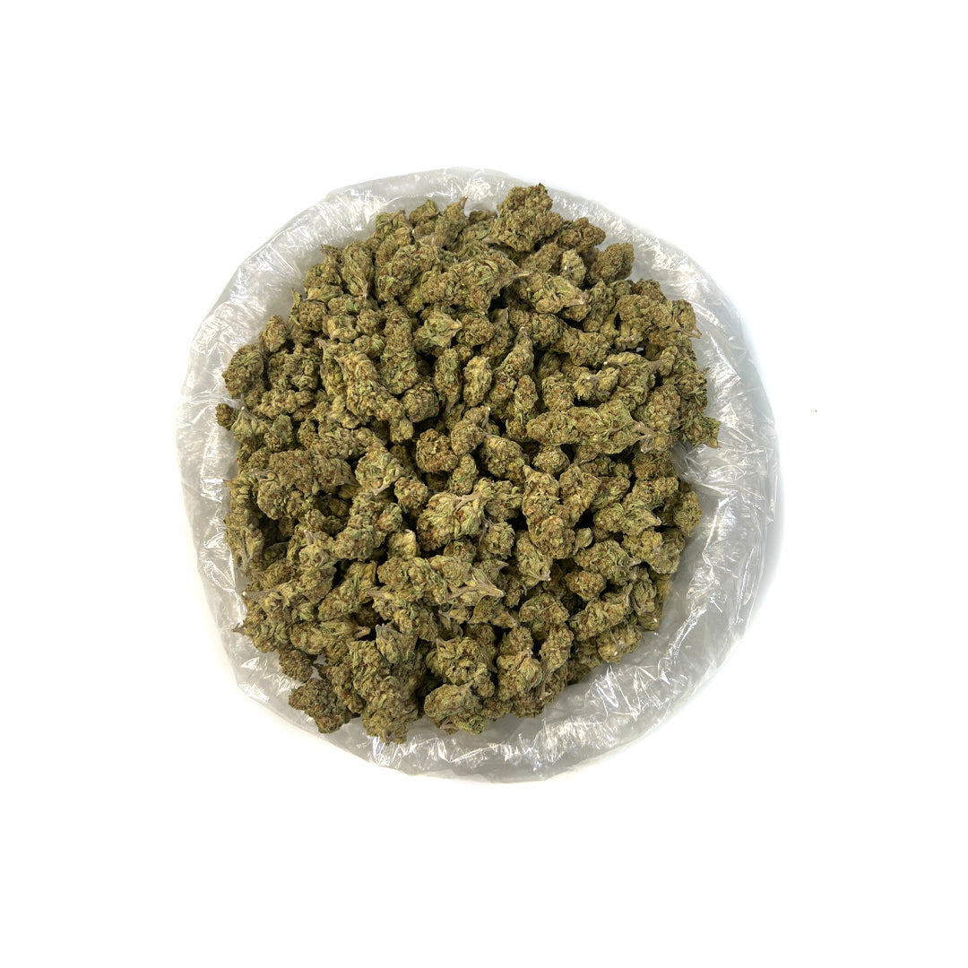 PUFFY Banana Punch THCa is flavorful and known for its potent effects and unique lineage, typically resulting from a cross between Banana OG and Purple Punch. This well-rounded hybrid is recognized for its relaxing yet uplifting high, making it suitable for both social and mellow experiences. Users often appreciate its ability to enhance mood and creativity while providing physical relaxation.