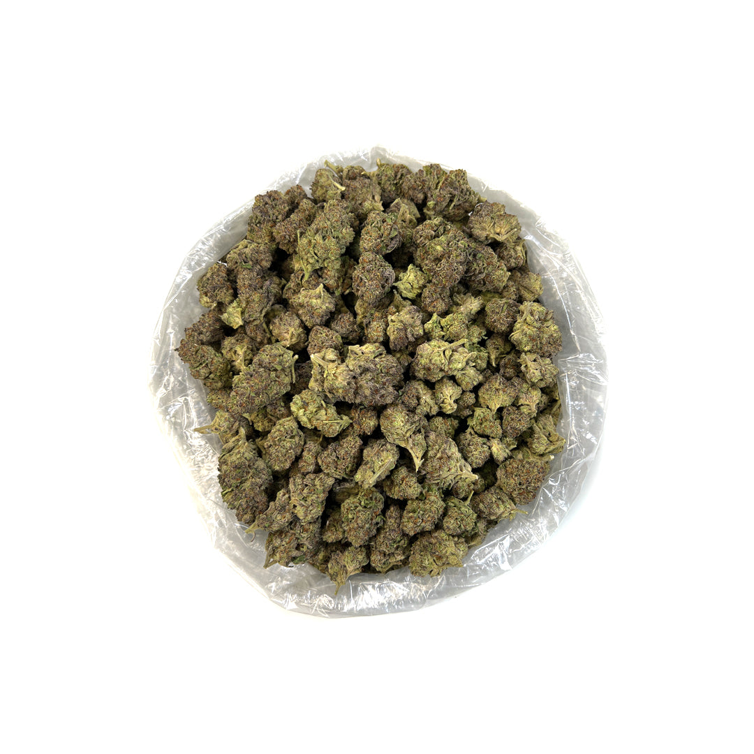 PUFFY Black Lemon Cherry Gelato THCa provides a balanced high with uplifting mental stimulation and soothing physical relaxation. Users often experience a boost in mood and creativity, coupled with a calming effect that helps ease stress and tension. This heavy hybrid strain’s diverse lineage includes GSC, Sunset Sherbert, Acai, and Black Cherry Funk, contributing to its versatile effects. It generally offers a harmonious experience, suitable for both social activities and unwinding.