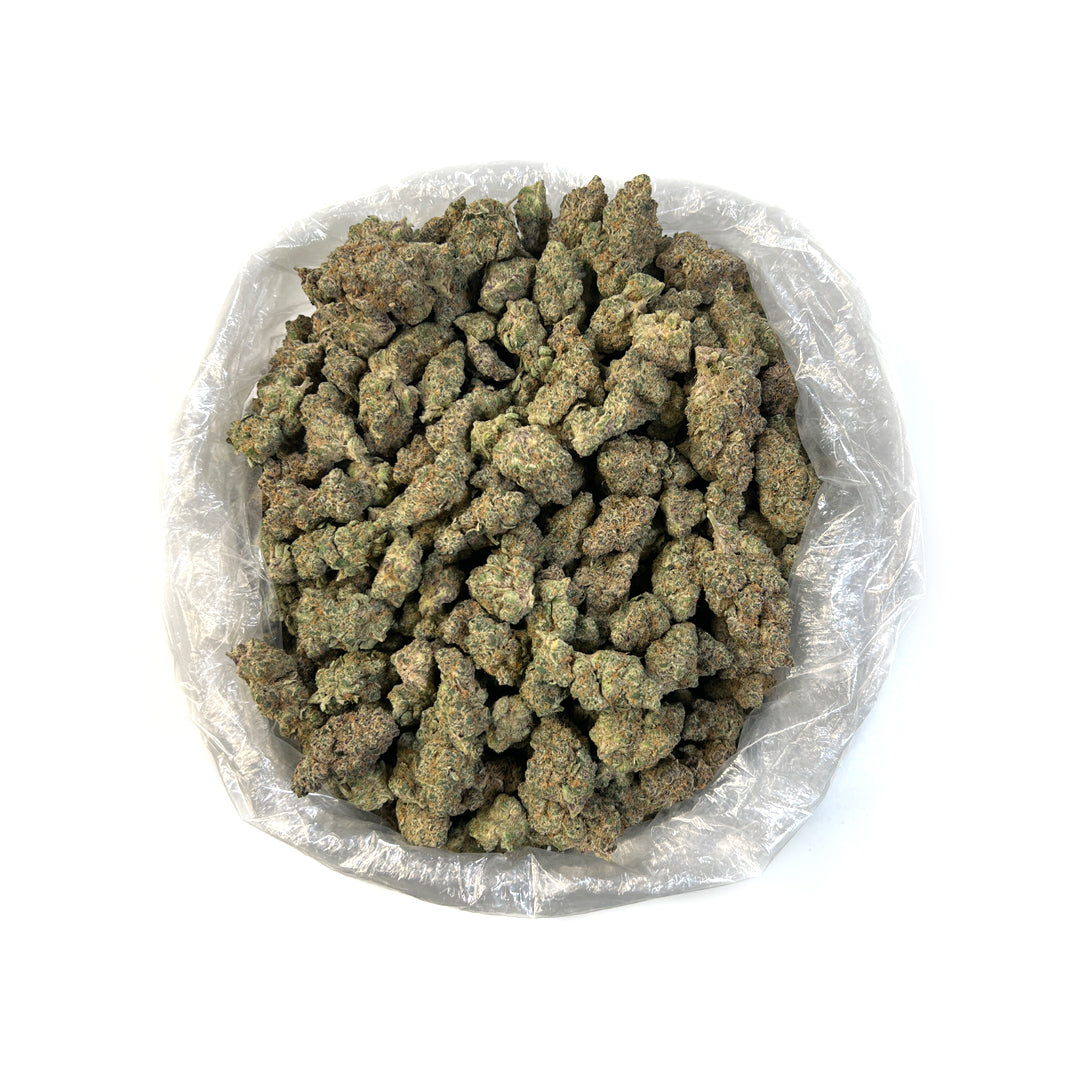 PUFFY THCa Block Berry, or “Blockberry,” is celebrated for its relaxing and euphoric effects, often providing mood enhancement and a sense of calm. Users reported that effects include a balanced blend of mental stimulation and physical relaxation. Made by crossing Black Cherry Punch and Tropicana Cookies, both of which are reflected in its smooth and captivating effects. Suitable for unwinding after a long day or for a laid-back social setting.