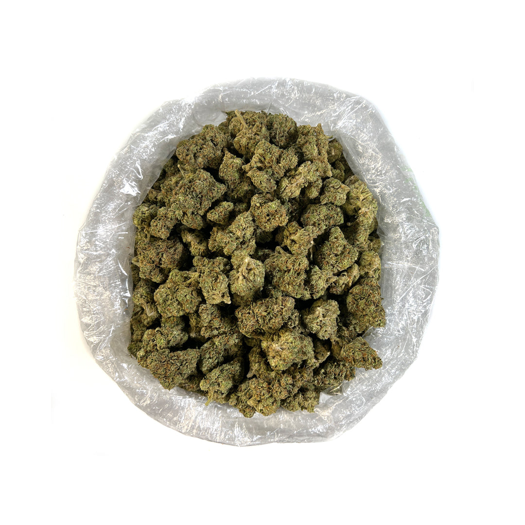 PUFFY Candy OG THCa is a pure indica strain known for its dense, well-structured buds and rich, complex aroma. When broken down, it releases deep earthy, woody, and peppery notes, accented by hints of cedar and licorice. Consumers describe its effects as a gentle yet effective relaxation, soothing both mind and body without being too overpowering or sedating. Perfect for unwinding without feeling completely weighed down.