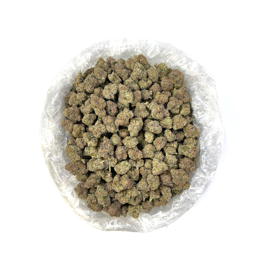 PUFFY Candy Runtz THCa is a flavorful hybrid with a complex lineage rooted in the Zkittlez and Gelato strains, offering a sweet, sugary aroma with hints of tropical fruit and candy-like sweetness. Its vibrant, colorful appearance often displays a blend of purple, green, and pink hues, reflecting its playful and aromatic profile. Known for delivering a well-balanced experience, Candy Runtz provides uplifting cerebral effects that boost mood and creativity, accompanied by a soothing body buzz. Ideal for both 