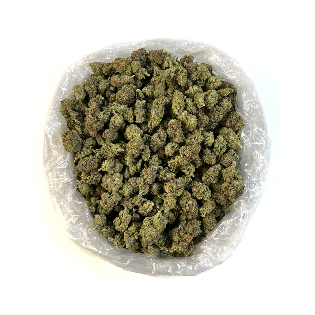 PUFFY Candy Runtz, a perfectly balanced THCa hybrid strain crafted by crossing Zkittlez and Gelato. It has an enchanting flavor profile, offering a burst of sweetness with every inhale. Users claim a gentle, uplifting effect that engages both mind and body, making it ideal for a variety of occasions. Candy Runtz brings both sweetness and strength in every bud.