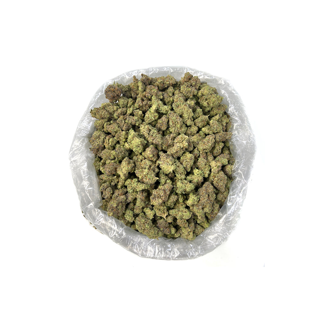 PUFFY THCa GMO, also known as Garlic Cookies, is a formidable indica-dominant strain celebrated for its deeply relaxing and calming effects. A cross between Chemdawg and GSC (Girl Scout Cookies), this heavy hybrid is recognized by its unique aroma, blending pungent, earthy garlic with hints of coffee and spice. GMO delivers powerful, long-lasting effects, ideal for unwinding and relieving stress at the end of the day. Users can expect a full-body relaxation that soothes both mind and body, making it a favor