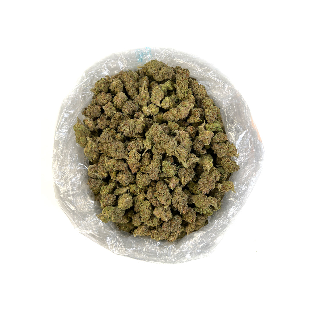 While its lineage remains a mystery, PUFFY Gold Cash THCa is believed to be rooted in OG Kush genetics, offering a rich, earthy flavor with hints of citrus and spice. This indica-heavy strain provides a well-rounded experience, blending uplifting cerebral effects with a rapid and potent onset that sends you into a deep physical relaxation. Users often report feelings of calm, stress relief, and mild euphoria, making it suitable for daytime or evening use. Gold Cash’s dense, golden-hued flowers are visually 