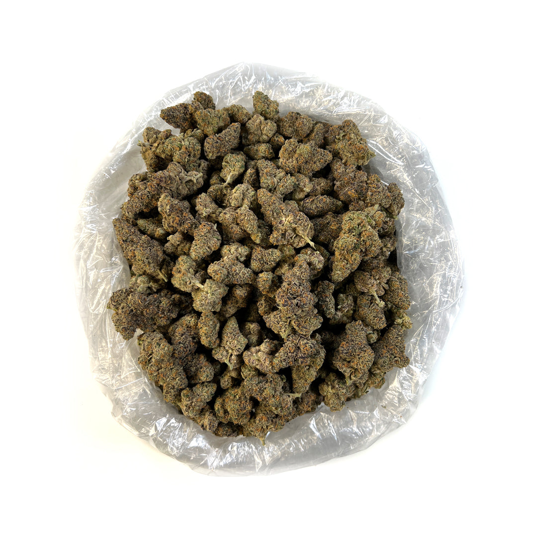 PUFFY Horchata is a well-balanced hybrid THCa strain, created from the flavorful cross of Jet Fuel Gelato and Mochi Gelato. Known for its smooth, easy-going smoke, users describe its taste as a blend of earthy, floral, and woody notes, making it a favorite among those who appreciate rich, complex flavors. The effects of Horchata lean toward calming and relaxing, rather than energizing. Many consumers report feeling uplifted and at ease, with some noting that it enhances conversation and sociability. Users c