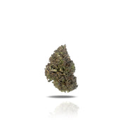 PUFFY London Pound Cake THCa is indica-dominant with a rich, sweet, and slightly citrusy flavor profile, thanks to its lineage from Sunset Sherbet and an unknown indica-heavy hybrid. Known for its deeply relaxing effects, it helps ease stress, anxiety, and tension while promoting a calm, euphoric state. London Pound Cake’s dense, colorful flowers often showcase purple and green hues, making it as visually appealing as it is flavorful. Perfect for those seeking a soothing experience without overwhelming seda
