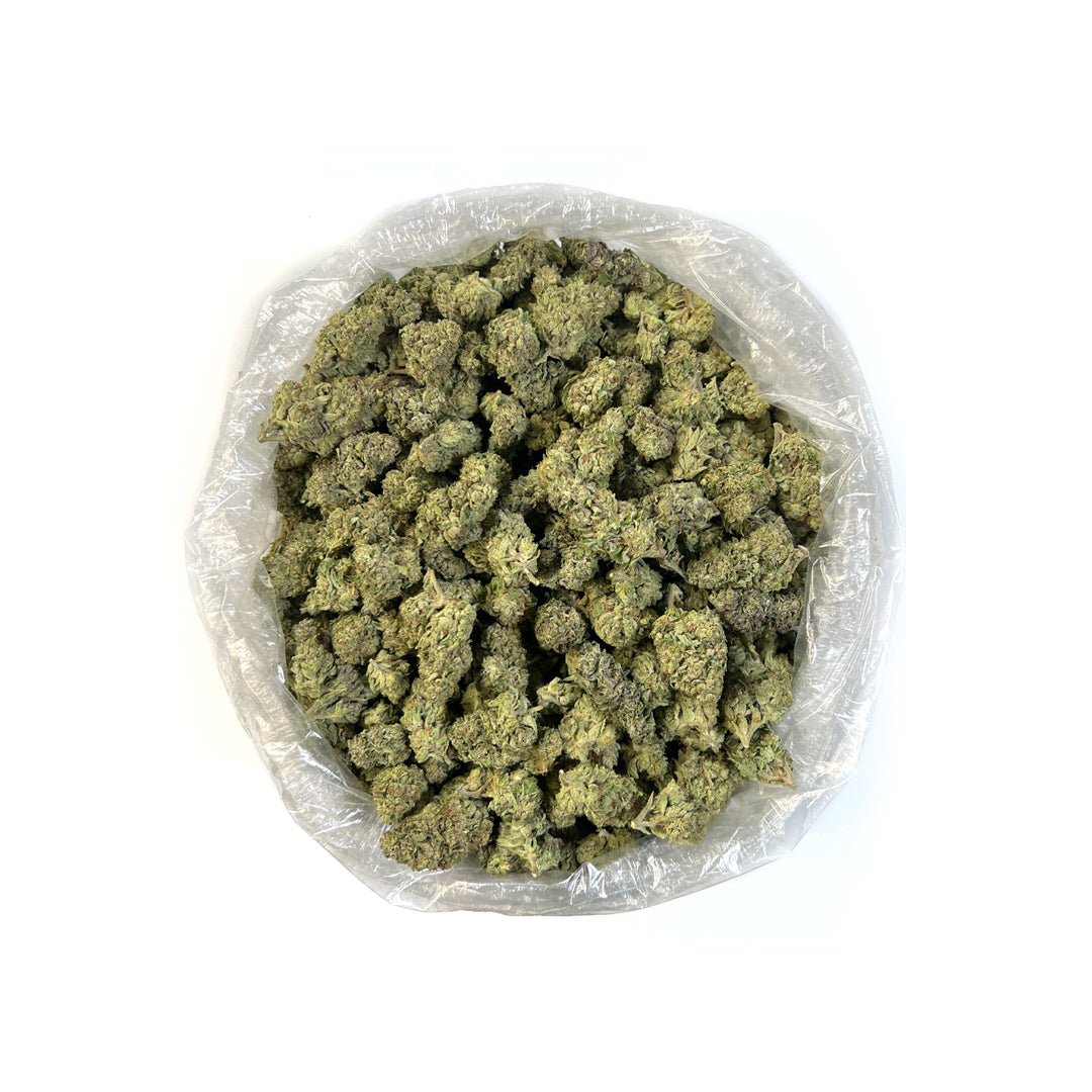 PUFFY Melted Ice Cream is a hybrid THCa strain, born from the flavorful genetics of Snowman and Ice Cream. Consumers report its effects as relaxing, uplifting, and appetite-inducing, making it a popular choice for easing depression, fatigue, and nausea. This strain delights the palate with creamy, sweet, and berry flavors, complemented by its dominant terpene, caryophyllene, known for its spicy aroma and potential anti-inflammatory benefits. Visually striking, Melted Ice Cream features tight, dense buds coa