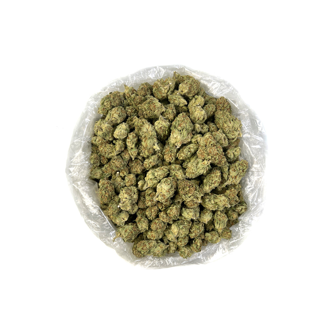 PUFFY Papaya Punch is a premium indica-dominant hybrid THCa strain, born from the flavorful fusion of Papaya and Purple Punch. This standout cultivar is celebrated for its sweet tropical berry flavor with subtle hints of spice, while its rich aroma blends fruity overtones with a creamy, cheesy twist, thanks to dominant terpenes like caryophyllene and linalool. Visually, this strain is a showstopper - dense, heart-shaped buds in a deep forest green hue, wrapped in furry orange pistils and dusted with a thick