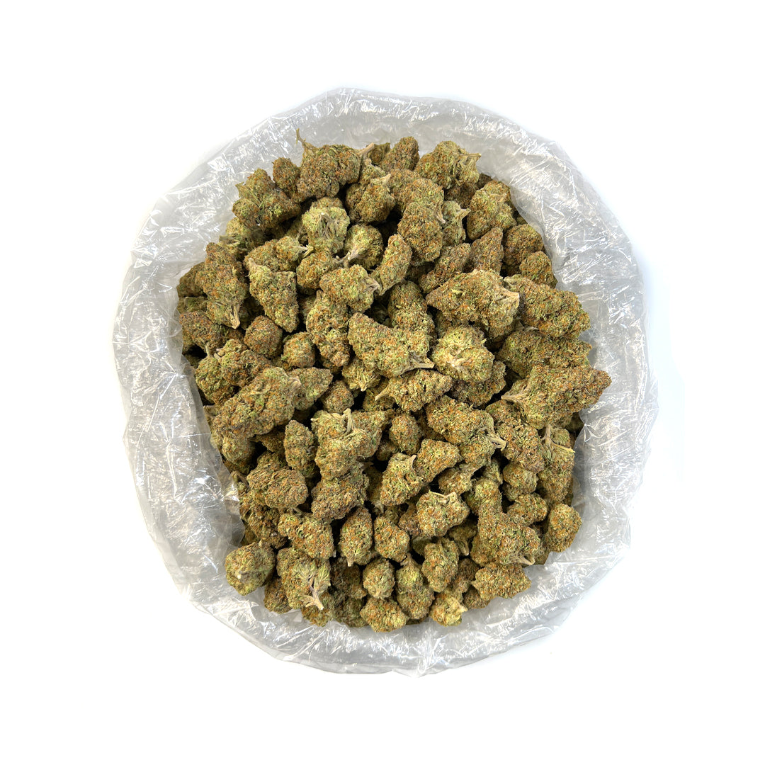 Born from the flavorful cross of Sundae Driver and Gushers, PUFFY Puddles THCa is a potent strain boasting a sweet, creamy flavor profile with fruity undertones and a smooth finish. Puddles features shades of olive and yellowish green spotlighting its thick, red-orange hairs and dozens of tiny, golden trichomes. Praised for its soothing effects, users claim that Puddles delivers a gentle euphoria that inspires the mind while offering full-body relaxation, making it ideal for stress relief and unwinding. Pud