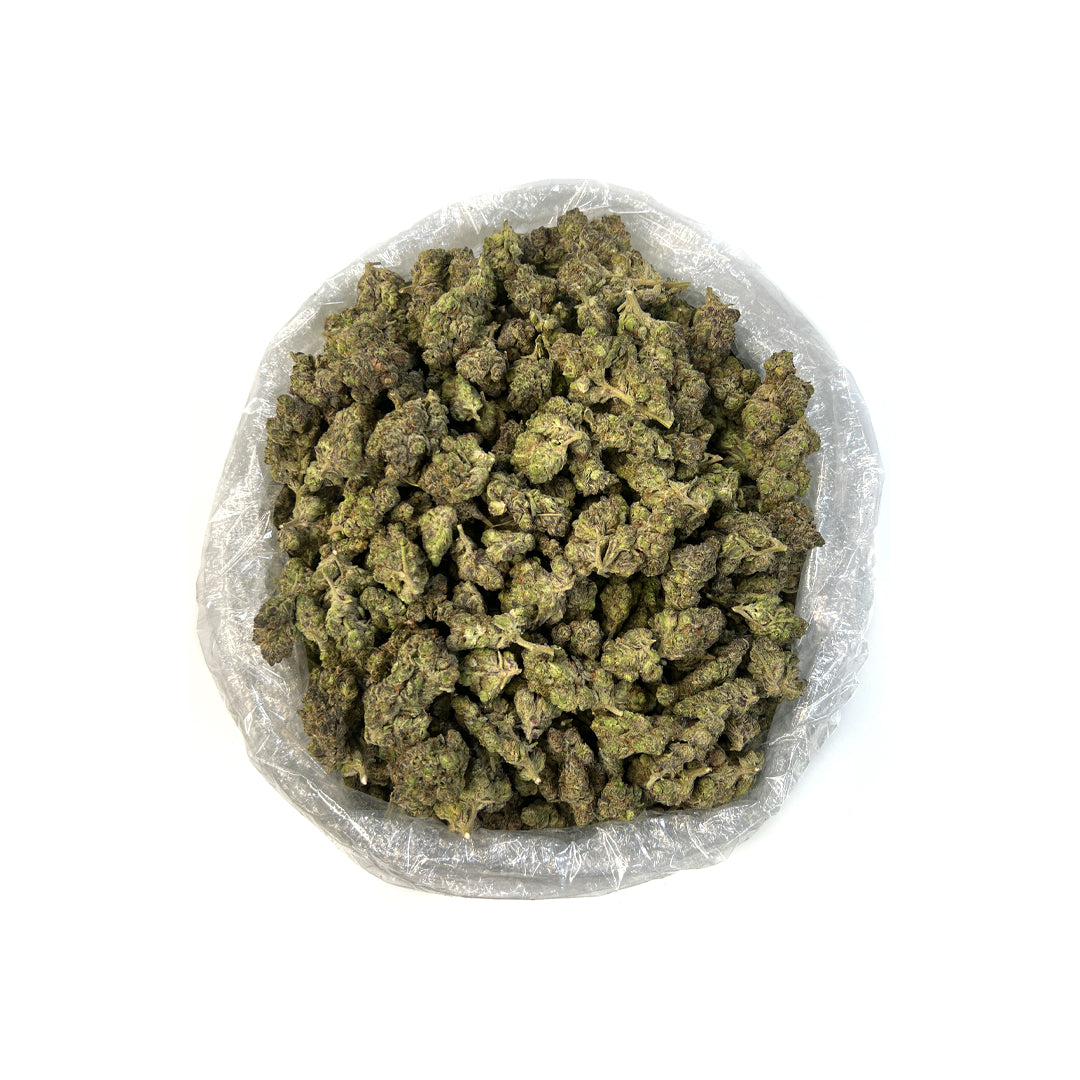 PUFFY Purple Octane THCa is a indica-heavy strain known for its potency. A cross between the popular Jealousy F2 and (Biscotti x Sherb Bx1) strains, which contribute to its robust effects. Users often report a balanced experience that may provide both relaxation and mental stimulation, making it suitable for various occasions.