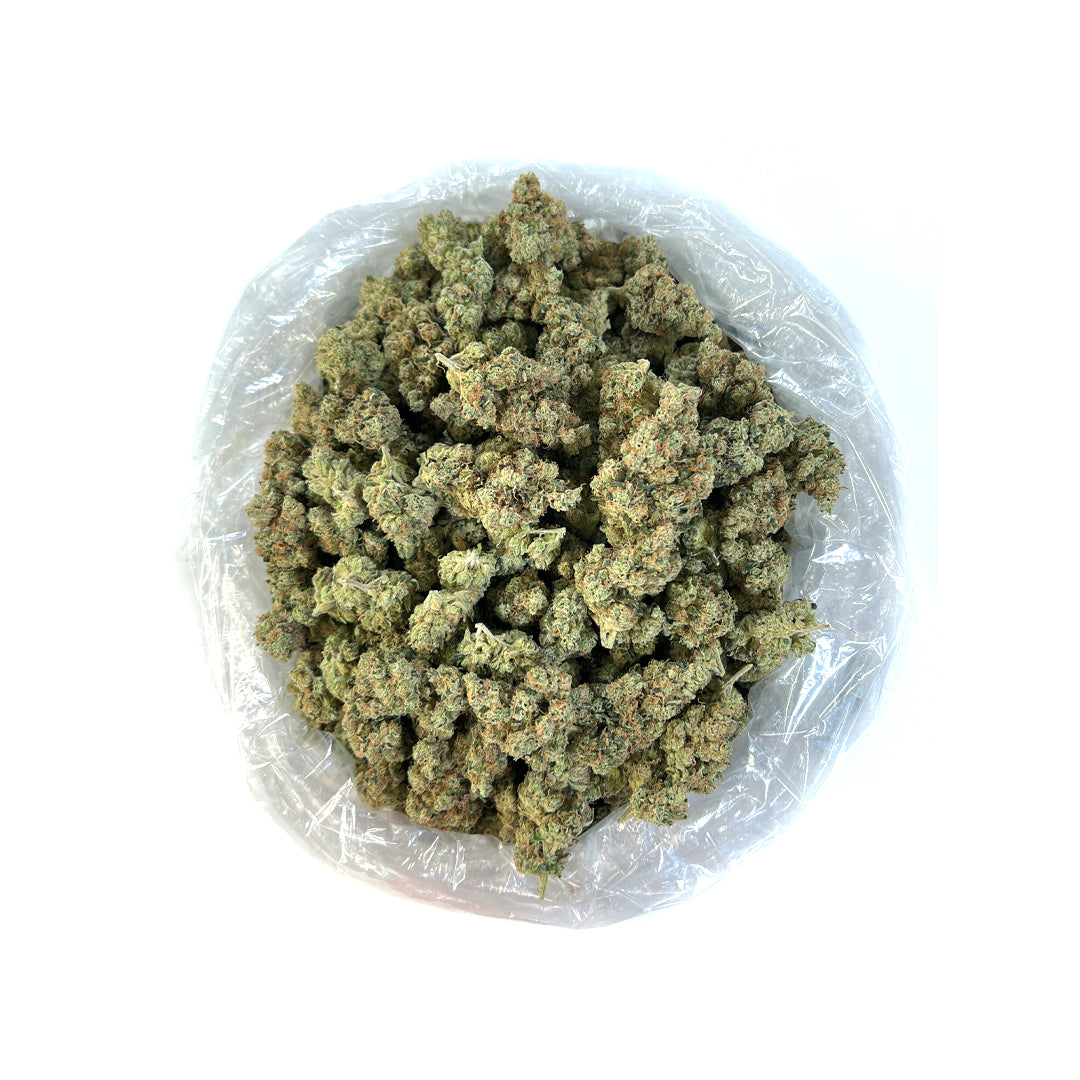 PUFFY Sour Diesel, aka “Sour D” or “Sour Deez,” is a highly sought-after hybrid THCa strain born from the pairing of Chemdawg and Super Skunk. Users reported this for its dreamy, cerebral, and fast-acting effects. It delivers an energizing buzz that users love. Its bold, pungent aroma and flavor profile are unmistakably reminiscent of diesel fuel, adding to its iconic reputation. Many consumers claim that they turn to Sour Diesel for its potential to alleviate symptoms of depression, pain, and stress.