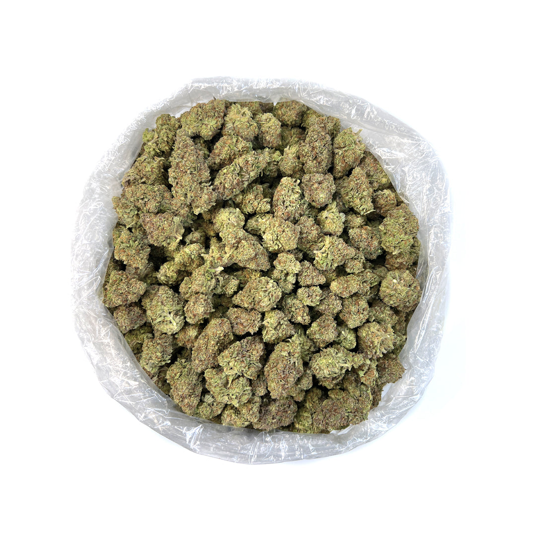 PUFFY Sunday Sherb THCa is a hybrid strain is a cross between Girl Scout Cookies and Pink Panties. It has a slightly sweet & banana aroma goes well with its flavor profile, with rich earthy floral notes. Users say this strain makes them feel energetic, talkative, and creative.