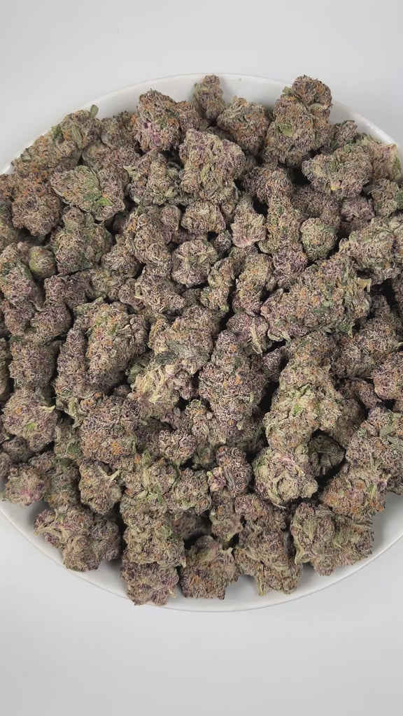 PUFFY Super Boof is a balanced hybrid THCa strain created by crossing Black Cherry Punch and Tropicana Cookies. The aroma combines bright orange citrus notes with smooth vanilla and a hint of warm spice, creating a sweet and zesty fragrance. Visually, it showcases dense, chunky buds in vivid olive green, adorned with fiery orange hairs and cloaked in a sparkling frost of trichomes. Consumers often report effects that are uplifting, euphoric, and creatively stimulating, while also providing a sense of relaxa