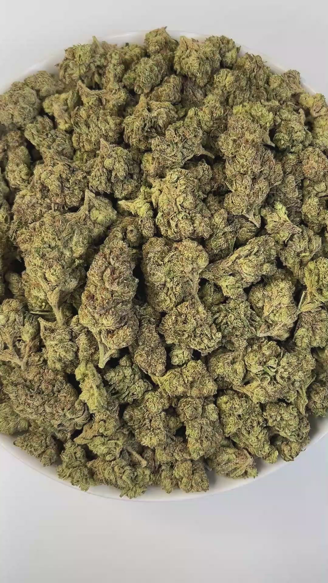 PUFFY Lemon Cherry Gelato is an indica-dominant  hybrid THCa strain, expertly crafted from a potent cross between Sunset Sherbet and Girl Scout Cookies. The aroma bursts with bright lemon and fruity notes, balanced by a sharp hint of diesel that adds a bold, distinctive edge. Its flavor blends zesty lemon, sweet cherry, and berry with a smooth, creamy gelato-like finish. Visually, buds are dense and frosty, featuring deep green and purple hues with bright orange pistils and a thick coating of sparkling tric