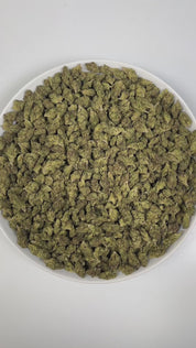 PUFFY Sunset Sherbert (smalls) is an indica-dominant hybrid THCa strain, crafted from the celebrated cross of Girl Scout Cookies (GSC) and Pink Panties. The aroma opens with sharp eucalyptus, layered with fresh pine and underscored by a subtle hint of diesel. Visually, dense bright green buds with purple hues and fiery orange pistils are coated in sticky trichomes. Consumers often report a balanced high that combines an uplifting, euphoric, and creative mental buzz with relaxing, calming body effects.