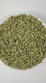 PUFFY Papaya Bomb (smalls) is a balanced hybrid THCa strain, born from the unique pairing of Papaya and THC Bomb. The aroma bursts with vibrant tropical notes, complemented by refreshing hints of mint and a subtle cooling touch of eucalyptus. Visually, buds are dense and frosty, featuring spring green and purple hues with bright orange pistils and a thick coating of sparkling trichomes. Consumers often report feeling euphoric, creatively inspired, joyful, and uplifted, making it a perfect choice for boostin