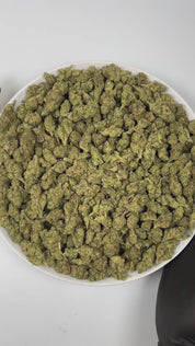 PUFFY Black Cherry Gelato is an indica-dominant hybrid THCa strain, crafted from the legendary lineage of Black Cherry Funk and Acai (Gelato). The aroma opens with sweet, ripe cherry notes, layered with fresh herbal nuances and a grounding earthy undertone. Visually, the buds are compact and resinous, showcasing rich forest-green tones with occasional purple accents, bright orange pistils, and a sparkling layer of trichomes. Consumers often report an uplifting, euphoric, and focused cerebral high that gradu