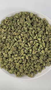 PUFFY Beach Cake (smalls) is a balanced hybrid THCa strain, born from the flavorful cross of Triangle Kush × Florida Cake. The aroma is sweet and creamy, offering a smooth, dessert-like richness that’s both inviting and indulgent. Visually, the buds are dense and deep green, accented by bright orange pistils and a frosty trichome coating. Consumers often describe an energizing and euphoric experience that sparks sociability, heightens mood, and leaves a tingling, uplifting sensation.
