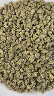 PUFFY Gelato 44 (smalls) is an Indica-dominant hybrid THCa strain born from the flavorful cross of Sunset Sherbet and Thin Mint Girl Scout Cookies. The aroma is a delightful fusion of candy-like sweetness and bright citrus notes, layered with ripe, fruity tones and a grounding hint of earthiness. Visually, the buds are dense, frosty, and resin-coated, showcasing deep forest greens accented with purple hues and vivid orange pistils. Consumers often report an initial cerebral rush that feels uplifting, euphor