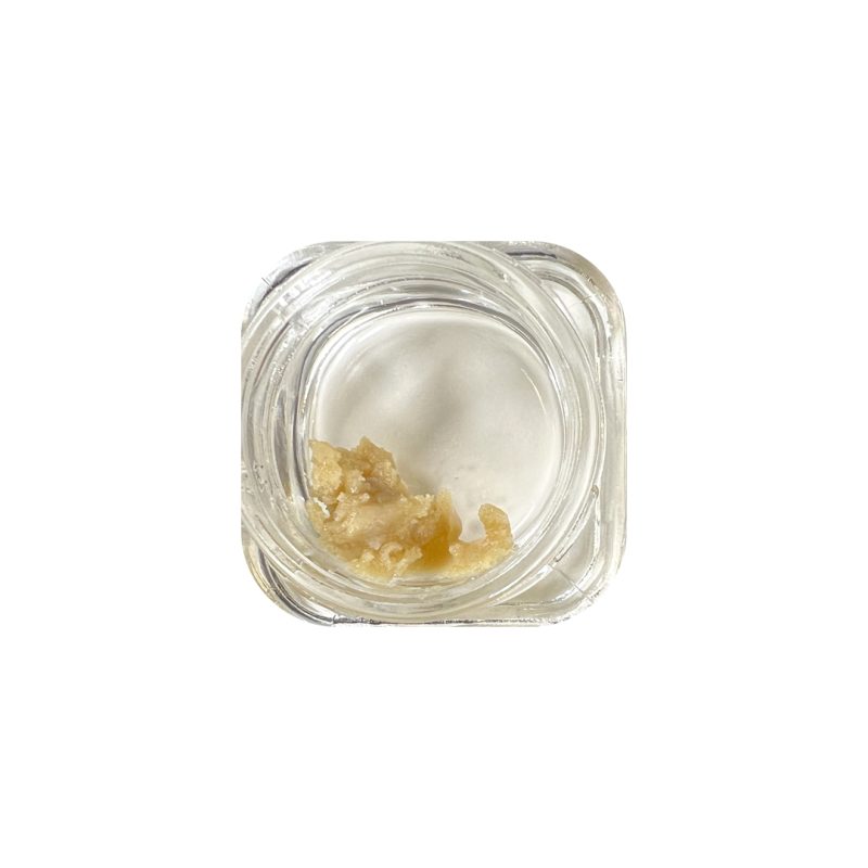 PUFFY THCa concentrate Blue Limonene is a slightly indica-dominant hybrid (60% indica/40% sativa) born from the flavorful cross of Melonatta and West MAC strains. It delights the palate with a sweet and tangy blend of citrusy lemon candy and hints of spicy blueberries. The aroma is equally captivating, combining sugary sweetness with notes of spicy flowers and subtle earthy undertones for a layered and memorable experience.